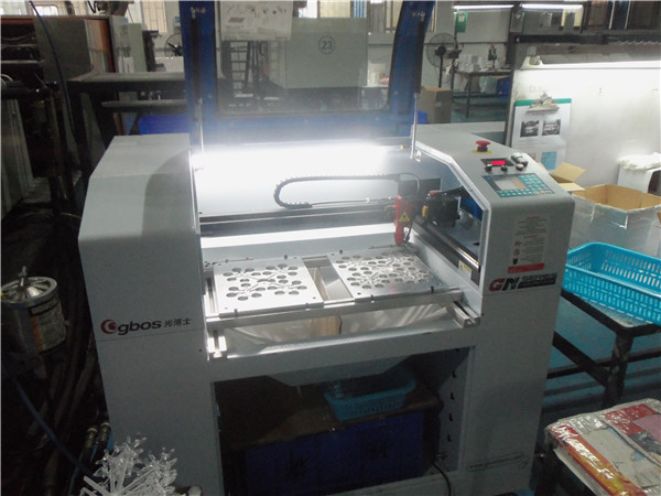 塑膠模具廠 塑膠模具廠